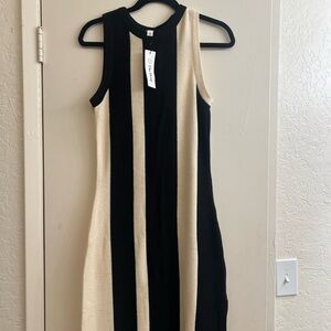 Black and Cream Striped Scarf